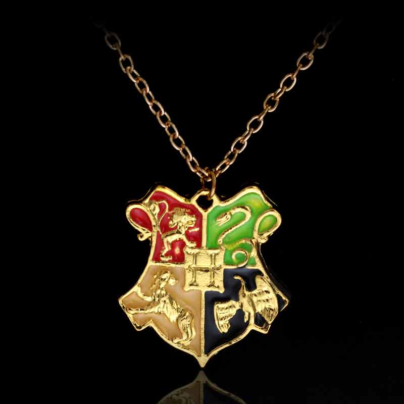 Hogwarts Crest Pendant