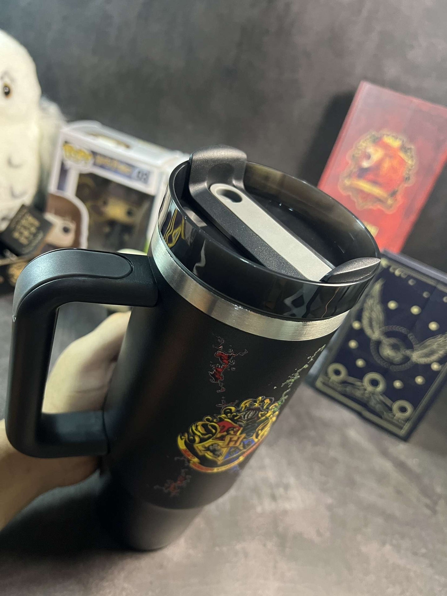 Hogwarts Crest Tumbler
