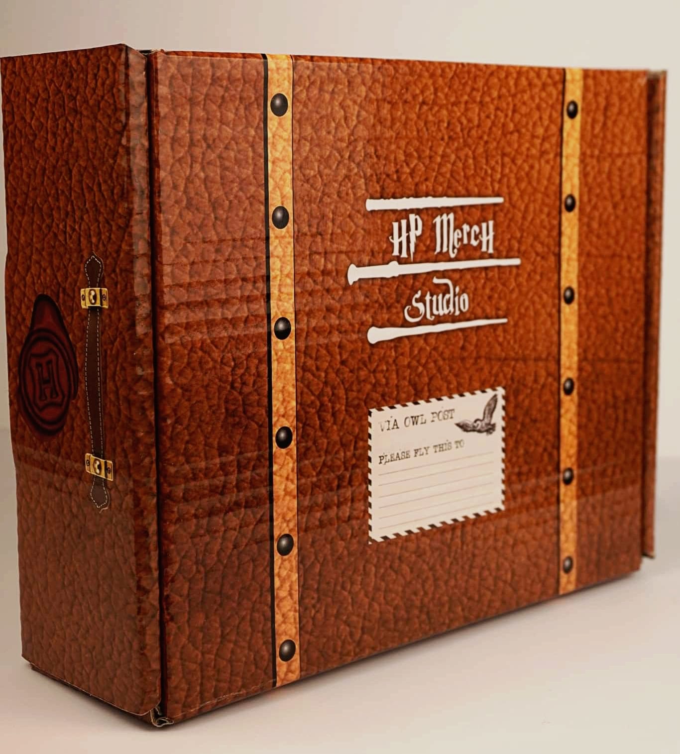 Top-Quality Harry Potter Gift Trunk Box – HP Merch Sudio