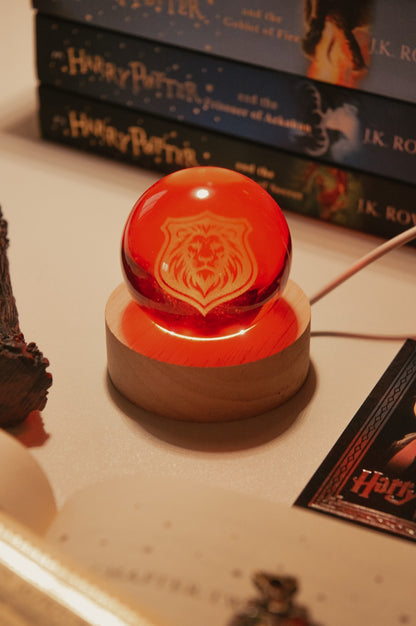 Harry Potter Hogwarts House LED Lamp | Gryffindor, Slytherin, Ravenclaw & Hufflepuff | Wizard-Themed Decorative Light