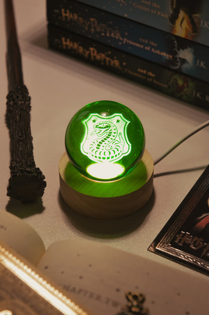 Harry Potter Hogwarts House LED Lamp | Gryffindor, Slytherin, Ravenclaw & Hufflepuff | Wizard-Themed Decorative Light