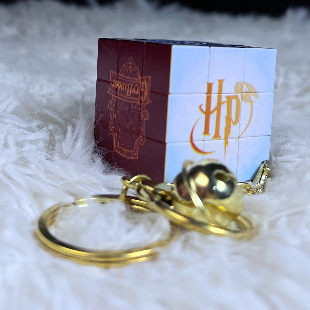 Harry Potter Magic Cube Keychain – Mini Rubix Cube with Golden Snitch Charm